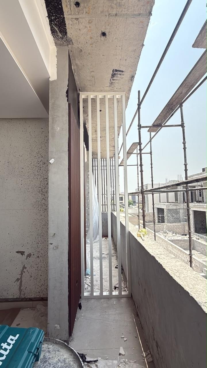 Gypsum partitions in Abu Dhabi installed by A R Aluminium and Glass